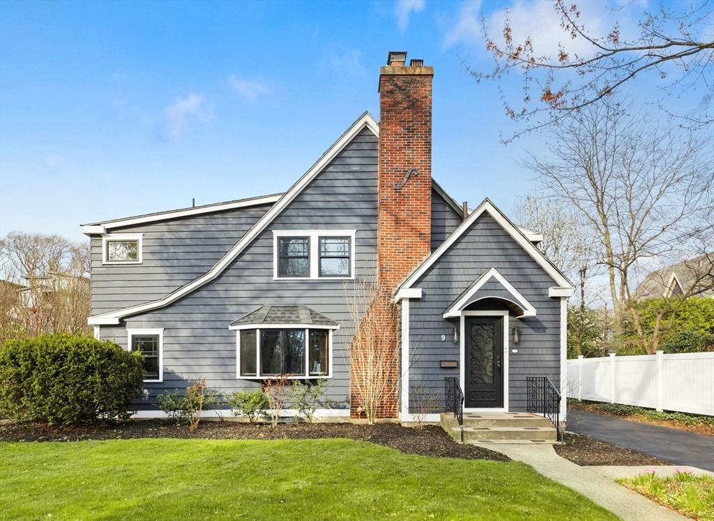 9 Venner Rd, Arlington, Massachusetts, 3 Bedrooms Bedrooms, 9 Rooms Rooms,3.5 BathroomsBathrooms,Residential,For Sale,Venner Rd,73503702