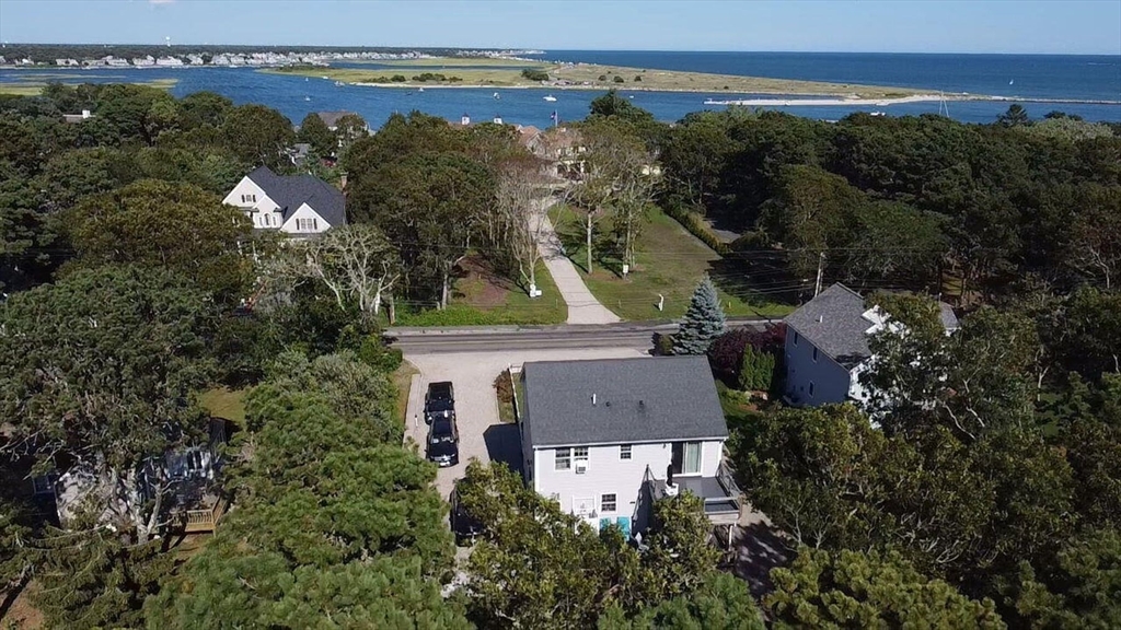 145 South Street, Yarmouth, Massachusetts, 3 Bedrooms Bedrooms, 6 Rooms Rooms,2.5 BathroomsBathrooms,Residential,For Sale,South Street,73477812