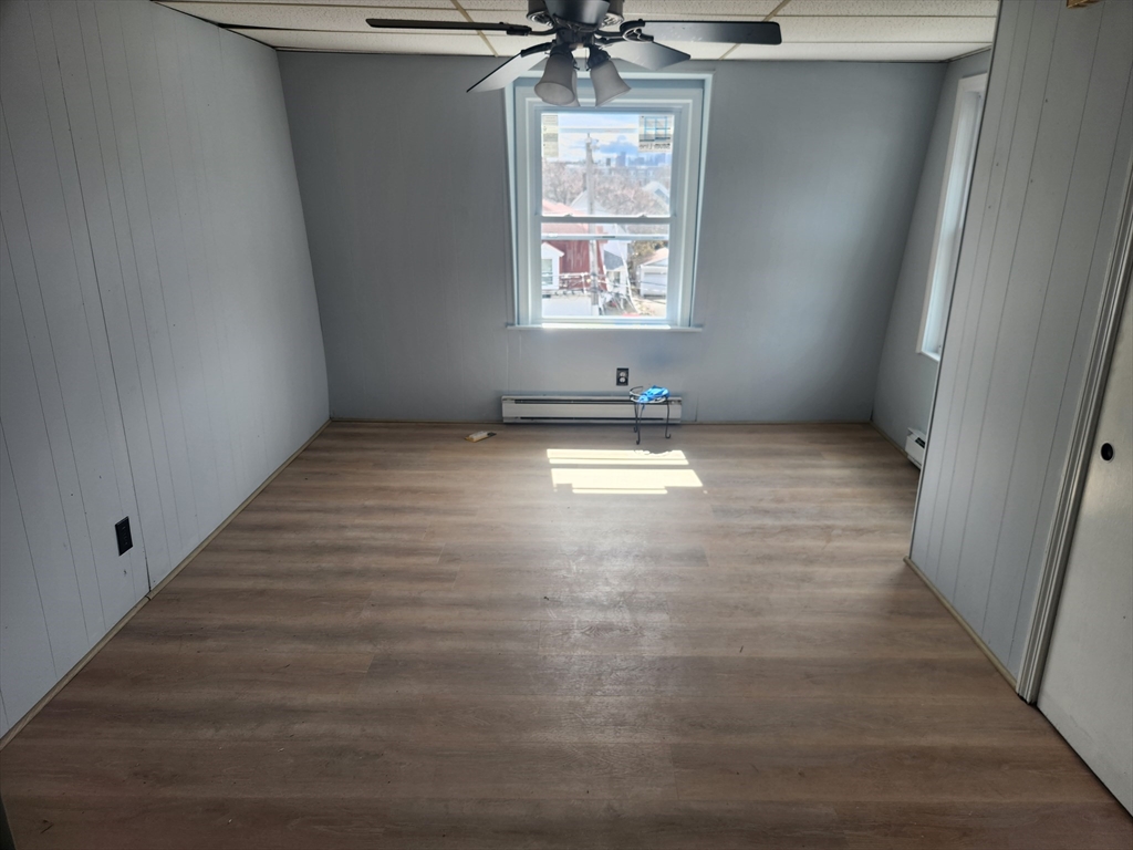 51 Everett, Everett, Massachusetts, 1 Bedroom Bedrooms, 3 Rooms Rooms,1 BathroomBathrooms,Residential Lease,For Rent,Everett,73503771