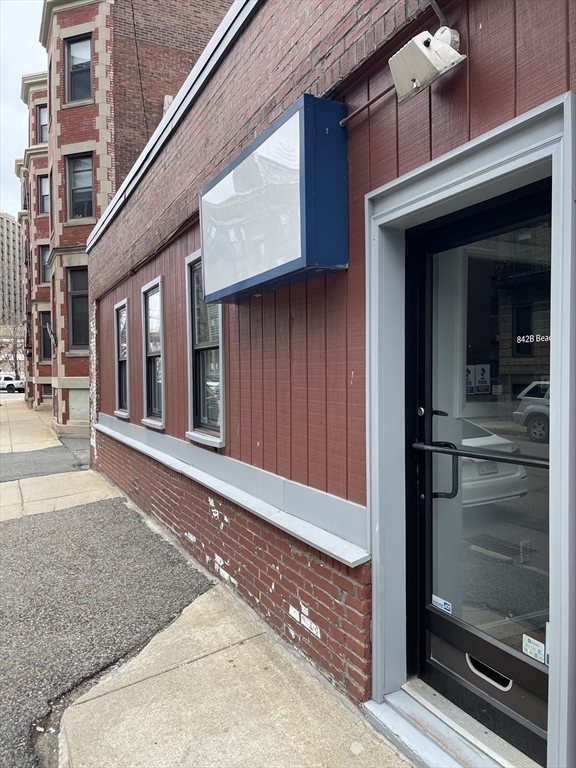 000 Beacon St, Boston, Massachusetts, ,Business Opportunity,For Sale,Beacon St,73503824