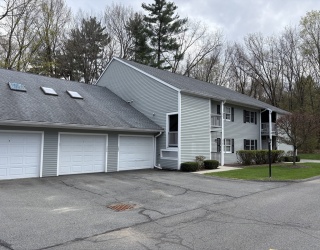 306 Country Side Rd, Greenfield, Massachusetts, 2 Bedrooms Bedrooms, 5 Rooms Rooms,2 BathroomsBathrooms,Residential,For Sale,Country Side Rd,73503749