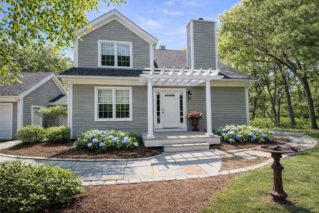 261 Sandpiper Lane, Tisbury, Massachusetts, 3 Bedrooms Bedrooms, 9 Rooms Rooms,3 BathroomsBathrooms,Residential,For Sale,Sandpiper Lane,73503832
