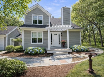 261 Sandpiper Lane, Tisbury, Massachusetts, 3 Bedrooms Bedrooms, 9 Rooms Rooms,3 BathroomsBathrooms,Residential,For Sale,Sandpiper Lane,73503832