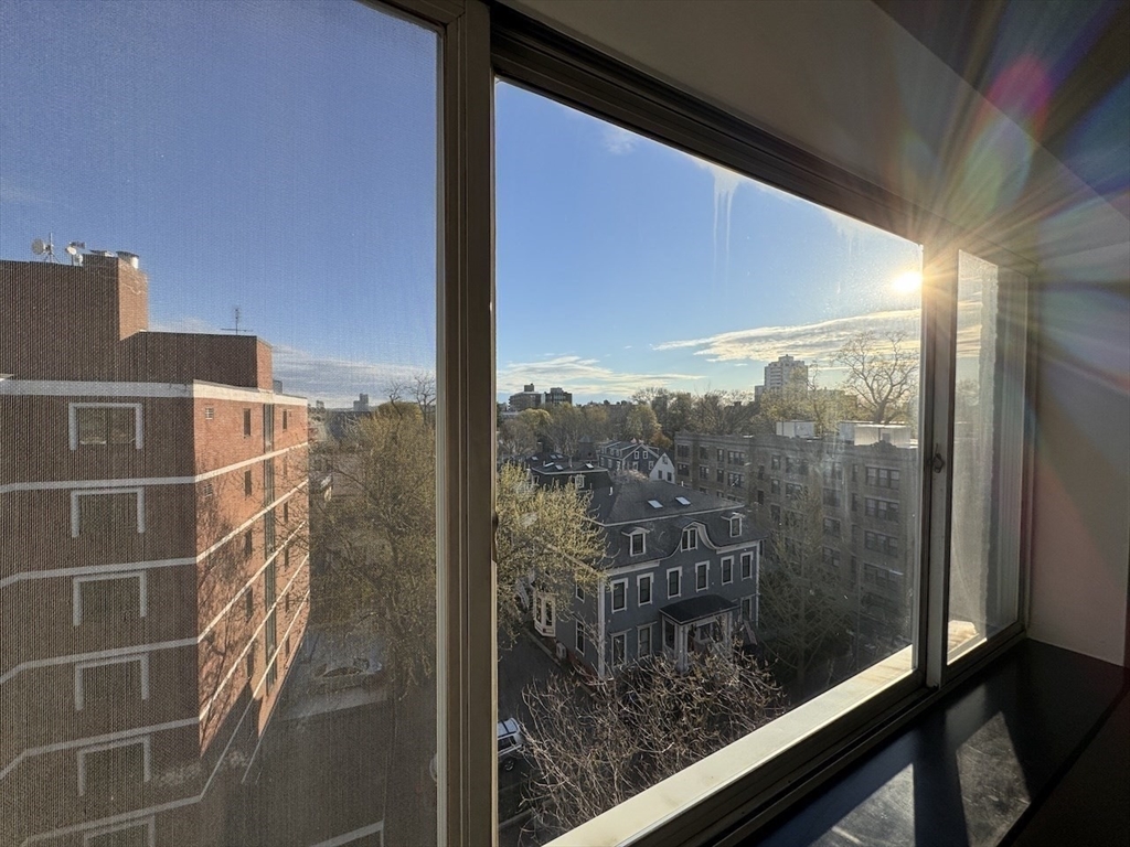 287 Harvard St., Cambridge, Massachusetts, 1 Bedroom Bedrooms, 4 Rooms Rooms,1 BathroomBathrooms,Residential,For Sale,Harvard St.,73503742