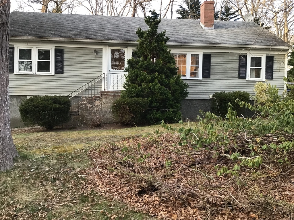2 Zephyr, Yarmouth, Massachusetts, 3 Bedrooms Bedrooms, 6 Rooms Rooms,1 BathroomBathrooms,Residential,For Sale,Zephyr,73503772