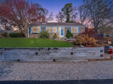 52 Uncle Bobs Way, Dennis, Massachusetts, 3 Bedrooms Bedrooms, 5 Rooms Rooms,1 BathroomBathrooms,Residential,For Sale,Uncle Bobs Way,73461549