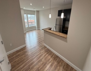 75 S Main Street, Attleboro, Massachusetts, 2 Bedrooms Bedrooms, 5 Rooms Rooms,2 BathroomsBathrooms,Residential Lease,For Rent,S Main Street,73503845