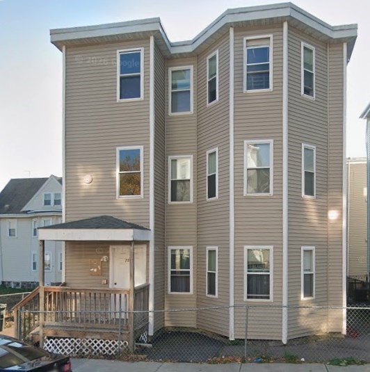 73 Hamilton, Boston, Massachusetts, 9 Bedrooms Bedrooms, 15 Rooms Rooms,3 BathroomsBathrooms,Residential Income,For Sale,Hamilton,73503873