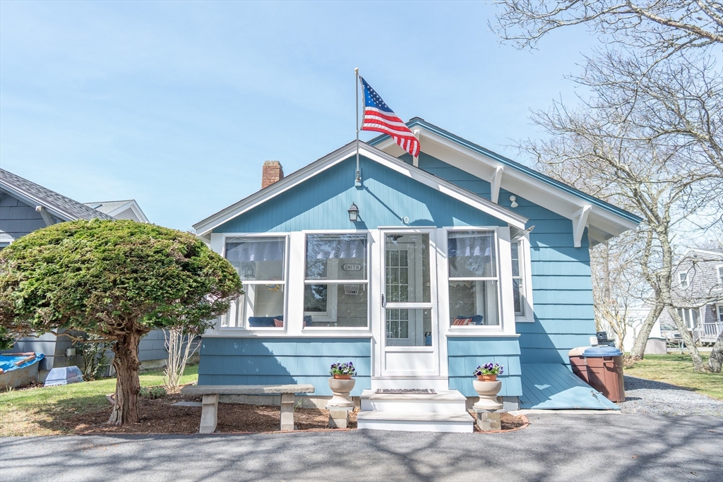 10 Essex Pl, Harwich, Massachusetts, 3 Bedrooms Bedrooms, 5 Rooms Rooms,1 BathroomBathrooms,Residential,For Sale,Essex Pl,73503884