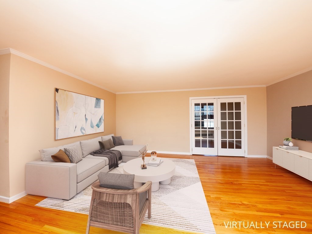 53 Harvard Ave, Brookline, Massachusetts, 2 Bedrooms Bedrooms, 5 Rooms Rooms,2 BathroomsBathrooms,Residential Lease,For Rent,Harvard Ave,73503941