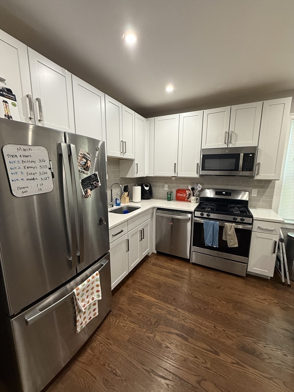 68 Harvest St, Boston, Massachusetts, 4 Bedrooms Bedrooms, 5 Rooms Rooms,2 BathroomsBathrooms,Residential Lease,For Rent,Harvest St,73489799