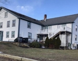 49 Main St, Topsfield, Massachusetts, 1 Bedroom Bedrooms, 3 Rooms Rooms,1 BathroomBathrooms,Residential Lease,For Rent,Main St,73478192