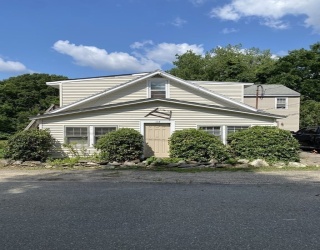 117 Towtaid, Leicester, Massachusetts, 2 Bedrooms Bedrooms, 5 Rooms Rooms,1 BathroomBathrooms,Residential Lease,For Rent,Towtaid,73504024