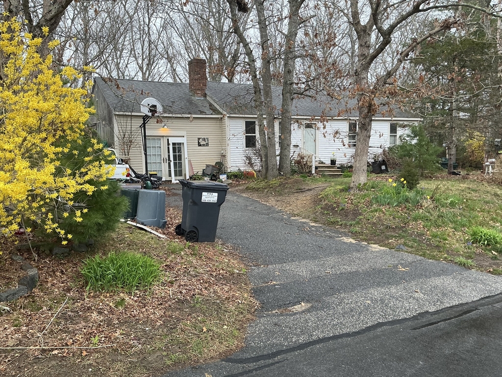 4 Blackthorn Path, Sandwich, Massachusetts, 2 Bedrooms Bedrooms, 4 Rooms Rooms,2.5 BathroomsBathrooms,Residential,For Sale,Blackthorn Path,73504061