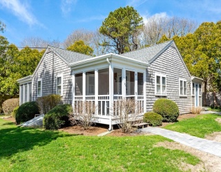 558 Craigville Beach Road, Barnstable, Massachusetts, 1 Bedroom Bedrooms, 3 Rooms Rooms,1 BathroomBathrooms,Residential,For Sale,Craigville Beach Road,73504157