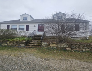 153 Middle Rd, Newbury, Massachusetts, 3 Bedrooms Bedrooms, 7 Rooms Rooms,1.5 BathroomsBathrooms,Residential,For Sale,Middle Rd,73504216