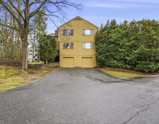 157 Leland Farm Rd, Ashland, Massachusetts, 2 Bedrooms Bedrooms, 6 Rooms Rooms,2.5 BathroomsBathrooms,Residential,For Sale,Leland Farm Rd,73504222