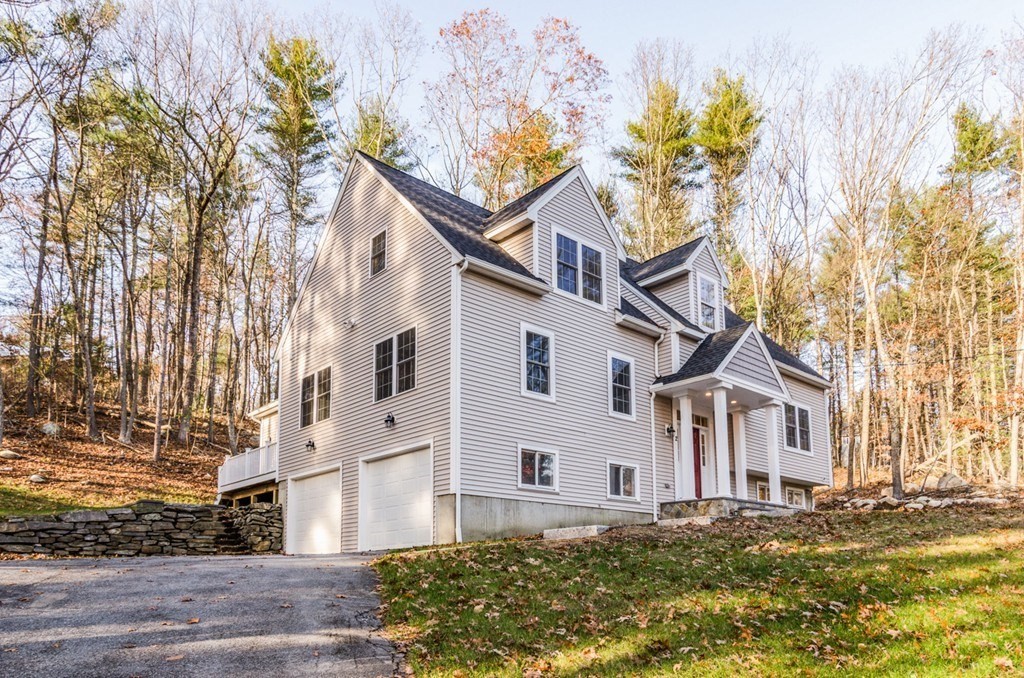 718 Main, Acton, Massachusetts, 4 Bedrooms Bedrooms, 9 Rooms Rooms,3.5 BathroomsBathrooms,Residential Lease,For Rent,Main,73504244