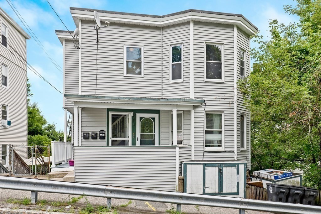 93-95 Beach St, Haverhill, Massachusetts, 8 Bedrooms Bedrooms, 15 Rooms Rooms,3 BathroomsBathrooms,Residential Income,For Sale,Beach St,73504266