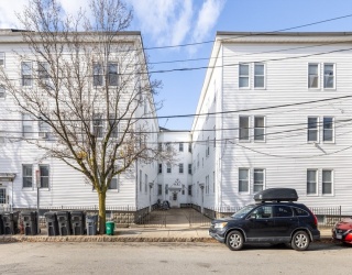 8 Craigie St, Somerville, Massachusetts, 42 Bedrooms Bedrooms, 99 Rooms Rooms,21 BathroomsBathrooms,Residential Income,For Sale,Craigie St,73504124