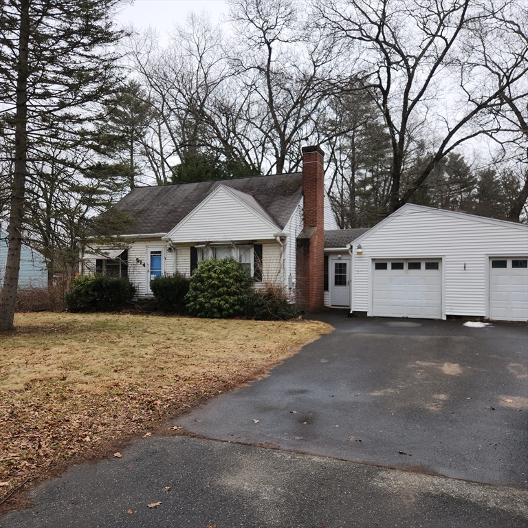 514 Dewey St, West Springfield, Massachusetts, 3 Bedrooms Bedrooms, 5 Rooms Rooms,1 BathroomBathrooms,Residential,For Sale,Dewey St,73504125