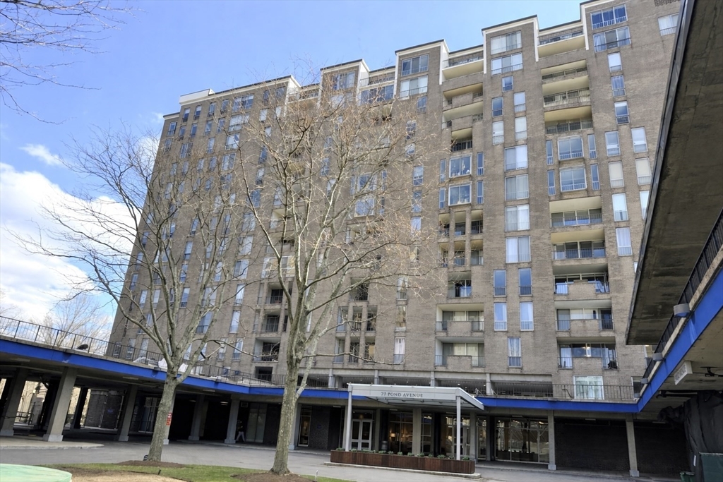 77 Pond Ave, Brookline, Massachusetts, 1 Bedroom Bedrooms, 3 Rooms Rooms,1 BathroomBathrooms,Residential Lease,For Rent,Pond Ave,73498737