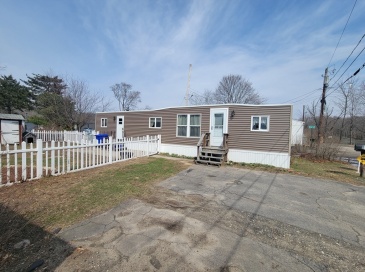 19 Abbey Ln, Taunton, Massachusetts, 2 Bedrooms Bedrooms, 4 Rooms Rooms,1 BathroomBathrooms,Residential,For Sale,Abbey Ln,73470761 19 Abbey Ln, Taunton, Massachusetts, 2 Bedrooms Bedrooms, 4 Rooms Rooms,1 BathroomBathrooms,Residential,For Sale,Abbey Ln,73470761