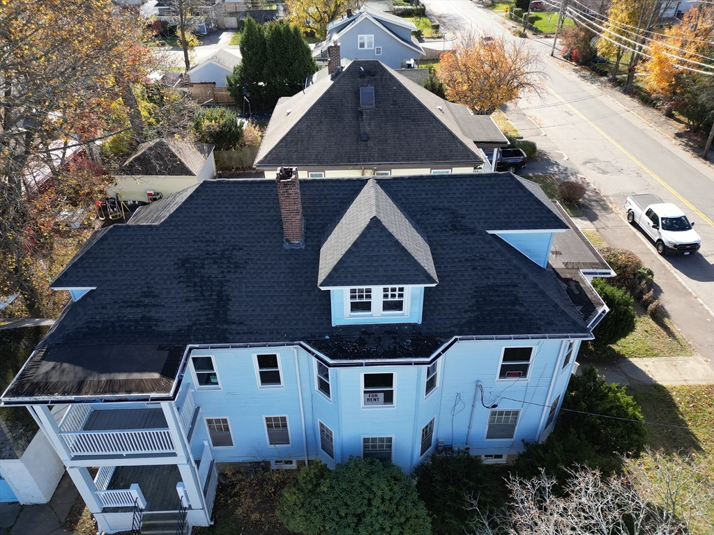 68 Ash St, Brockton, Massachusetts, 6 Bedrooms Bedrooms, 16 Rooms Rooms,2 BathroomsBathrooms,Residential Income,For Sale,Ash St,73504424