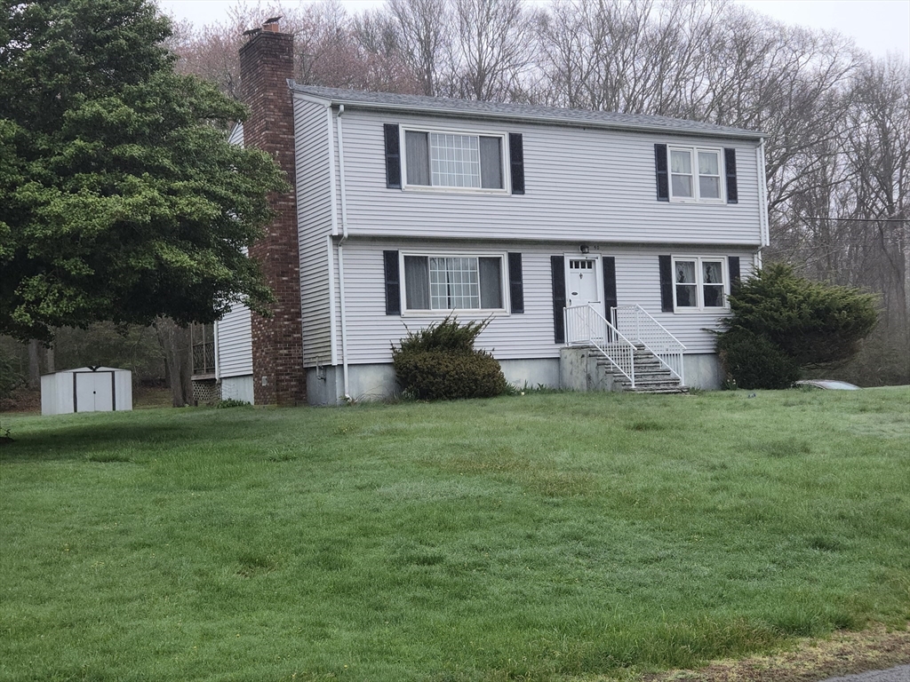 50 Benoit St, Westport, Massachusetts, 4 Bedrooms Bedrooms, 8 Rooms Rooms,2 BathroomsBathrooms,Residential Income,For Sale,Benoit St,73504389