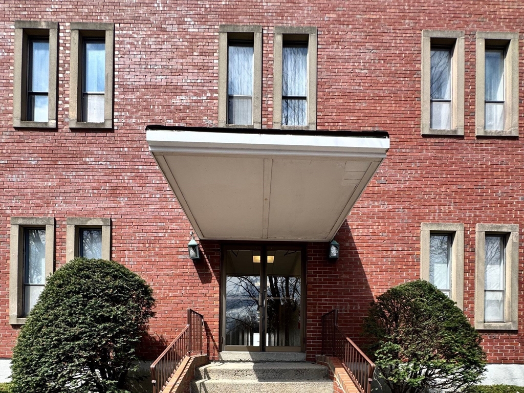 140 Wood Rd, Braintree, Massachusetts, ,Commercial Lease,For Rent,Wood Rd,73504391