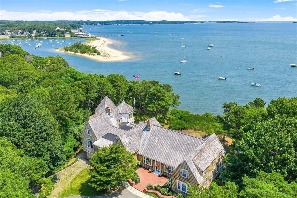 2079 Head Of The Bay Road, Harwich, Massachusetts, 8 Bedrooms Bedrooms, 11 Rooms Rooms,4 BathroomsBathrooms,Residential,For Sale,Head Of The Bay Road,73504296