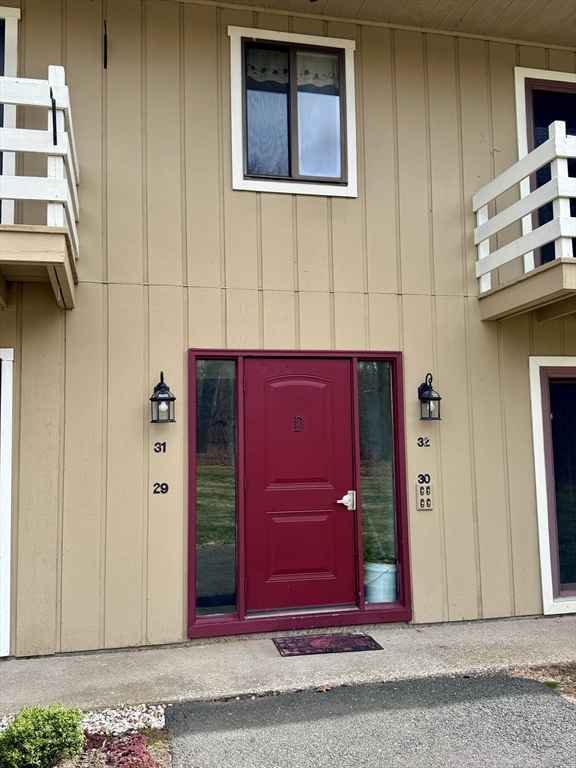 82 S Maple St, Westfield, Massachusetts, 2 Bedrooms Bedrooms, 4 Rooms Rooms,1 BathroomBathrooms,Residential,For Sale,S Maple St,73504475