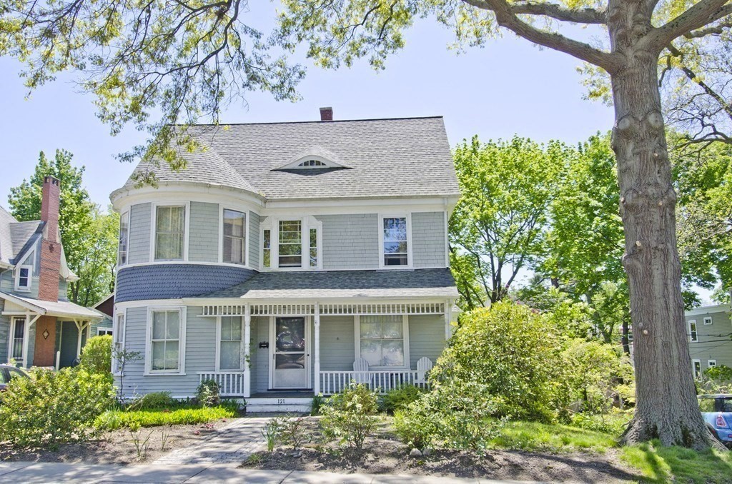 121 Ashmont St, Boston, Massachusetts, 5 Bedrooms Bedrooms, 15 Rooms Rooms,3 BathroomsBathrooms,Residential Income,For Sale,Ashmont St,73504429