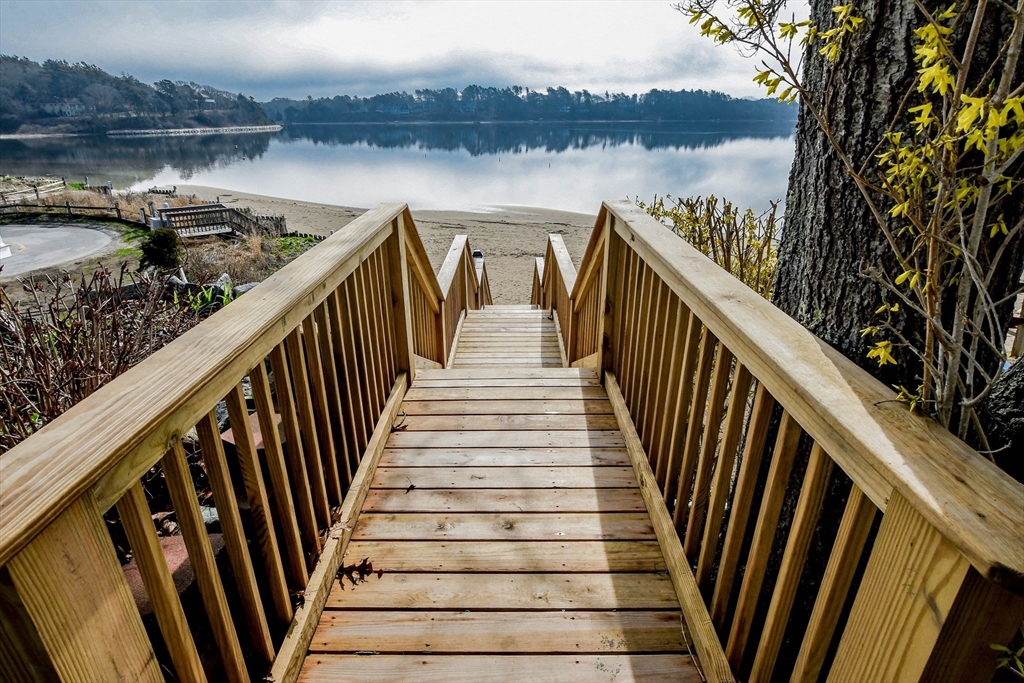 50 Maynard Ln, Bourne, Massachusetts, 2 Bedrooms Bedrooms, 4 Rooms Rooms,2 BathroomsBathrooms,Residential,For Sale,Maynard Ln,73504524