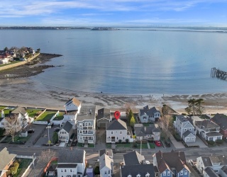 53 Puritan Road, Swampscott, Massachusetts, 3 Bedrooms Bedrooms, 7 Rooms Rooms,3.5 BathroomsBathrooms,Residential,For Sale,Puritan Road,73504530