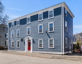 32 Market St, Newburyport, Massachusetts, 11 Bedrooms Bedrooms, 25 Rooms Rooms,11 BathroomsBathrooms,Residential Income,For Sale,Market St,73504490