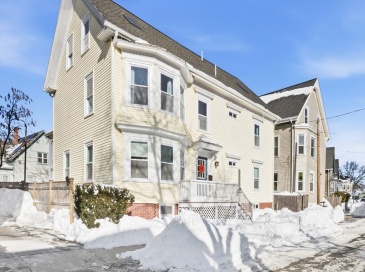 21 Emerton St, Salem, Massachusetts, 4 Bedrooms Bedrooms, 7 Rooms Rooms,3 BathroomsBathrooms,Residential,For Sale,Emerton St,73474779 21 Emerton St, Salem, Massachusetts, 4 Bedrooms Bedrooms, 7 Rooms Rooms,3 BathroomsBathrooms,Residential,For Sale,Emerton St,73474779