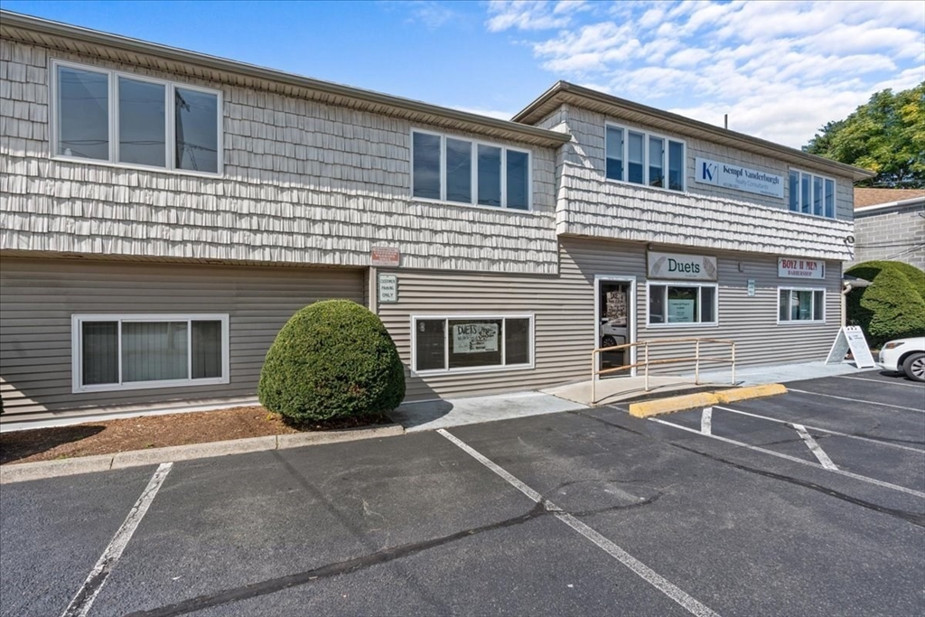 42 Harkness, East Longmeadow, Massachusetts, ,Commercial Lease,For Rent,Harkness,73504573