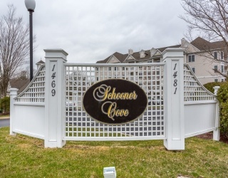 1481 Phillips Rd, New Bedford, Massachusetts, 3 Bedrooms Bedrooms, 5 Rooms Rooms,2 BathroomsBathrooms,Residential,For Sale,Phillips Rd,73504590