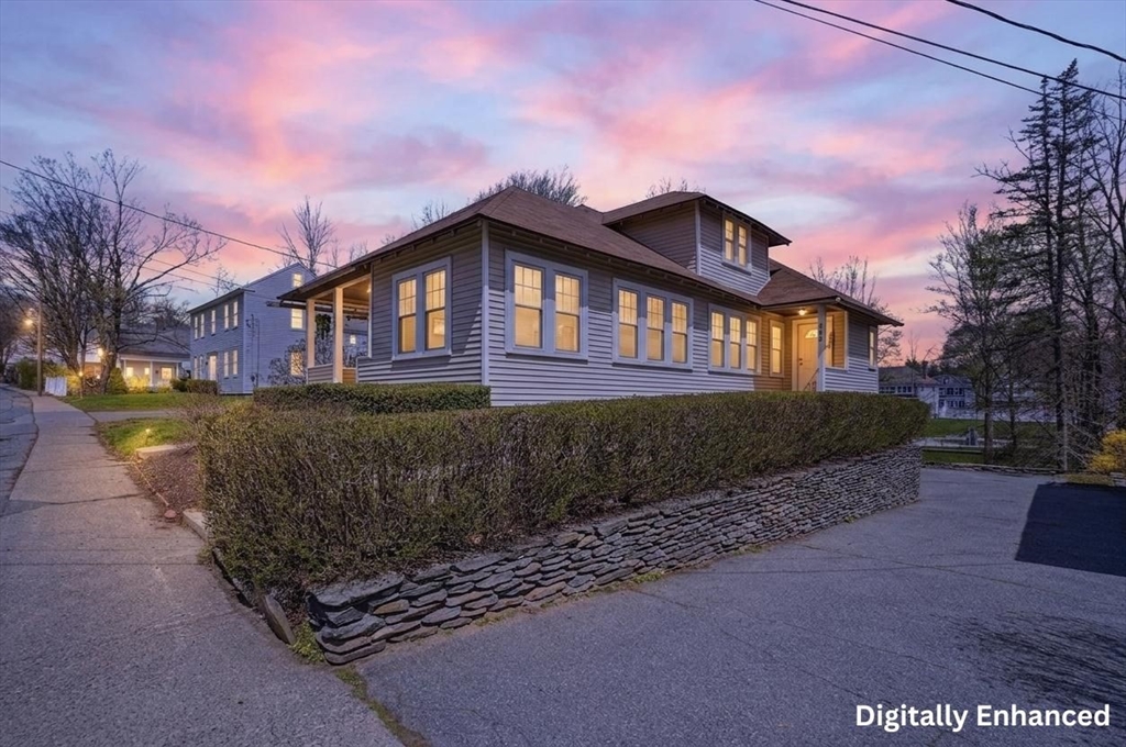 201 West St, Leominster, Massachusetts, 3 Bedrooms Bedrooms, 6 Rooms Rooms,1 BathroomBathrooms,Residential,For Sale,West St,73504593