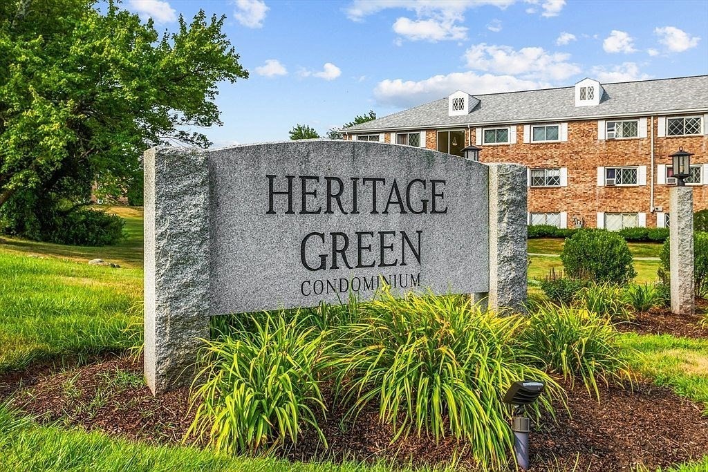 21 Fernview Ave, North Andover, Massachusetts, 1 Bedroom Bedrooms, 3 Rooms Rooms,1 BathroomBathrooms,Residential,For Sale,Fernview Ave,73504627