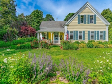 955 Main Street, Barnstable, Massachusetts, 3 Bedrooms Bedrooms, 8 Rooms Rooms,2 BathroomsBathrooms,Residential,For Sale,Main Street,73504595 955 Main Street, Barnstable, Massachusetts, 3 Bedrooms Bedrooms, 8 Rooms Rooms,2 BathroomsBathrooms,Residential,For Sale,Main Street,73504595