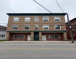 64-66 Pleasant St, Easthampton, Massachusetts, 12 Bedrooms Bedrooms, 24 Rooms Rooms,6 BathroomsBathrooms,Residential Income,For Sale,Pleasant St,73504629