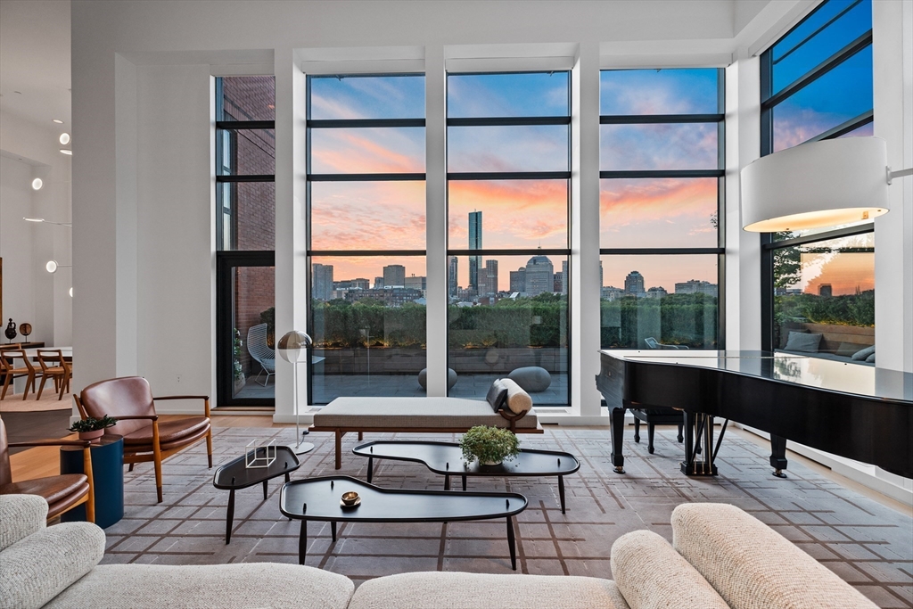 1200 Washington, Boston, Massachusetts, 3 Bedrooms Bedrooms, 7 Rooms Rooms,2.5 BathroomsBathrooms,Residential,For Sale,Washington,73504677