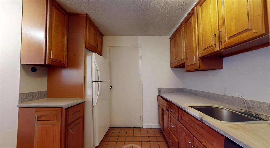 280 Corey Rd, Boston, Massachusetts, 2 Bedrooms Bedrooms, 2 Rooms Rooms,1 BathroomBathrooms,Residential Lease,For Rent,Corey Rd,73478142