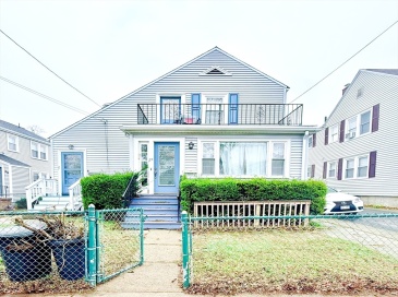 25-27 Lawn Ave, Quincy, Massachusetts, 4 Bedrooms Bedrooms, 8 Rooms Rooms,2 BathroomsBathrooms,Residential Income,For Sale,Lawn Ave,73504795