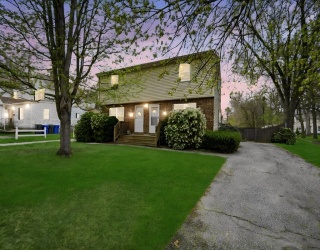 49-51 Tulsa St, Springfield, Massachusetts, 4 Bedrooms Bedrooms, 8 Rooms Rooms,3 BathroomsBathrooms,Residential Income,For Sale,Tulsa St,73503744