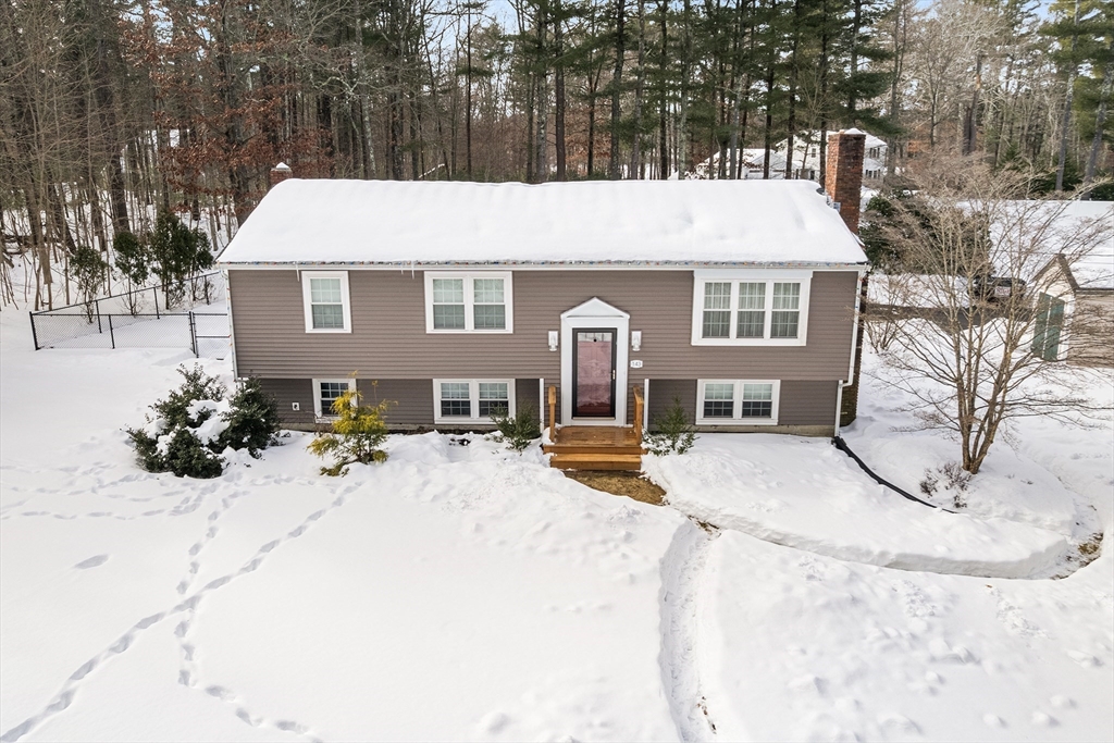 143 Plymouth St, Pembroke, Massachusetts, 4 Bedrooms Bedrooms, 6 Rooms Rooms,2 BathroomsBathrooms,Residential,For Sale,Plymouth St,73482262