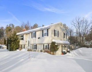16 Leona Dr, Pittsfield, Massachusetts, 3 Bedrooms Bedrooms, 6 Rooms Rooms,2 BathroomsBathrooms,Residential,For Sale,Leona Dr,73476445
