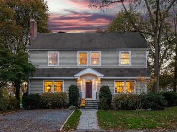 14 Wedgewood Road, Newton, Massachusetts, 5 Bedrooms Bedrooms, 10 Rooms Rooms,3.5 BathroomsBathrooms,Residential,For Sale,Wedgewood Road,73474249